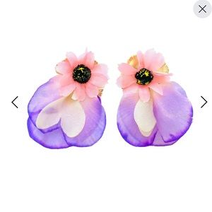 The Pink Reef Pink and Purple Heart Sweet Pea Earrings
